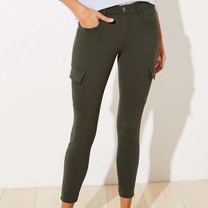 LOFT 5 Pocket Sateen Cargo Leggings